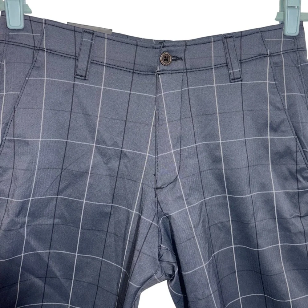 Under Armour Golf Shorts Heat Gear Gray Plaid Men’s Size 32 with 11” Inseam - Picture 2 of 16